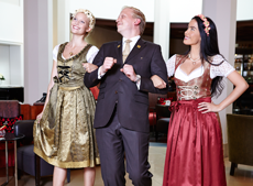 Гостиница The Charles и дизайнер национальных костюмов Dirndl Liebe подготовят гостей к Октоберфесту